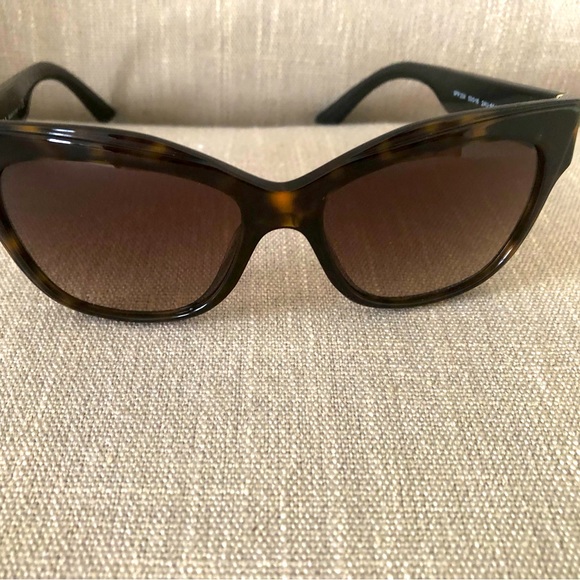 NEW! Authentic Women’s Prada Sunglasses - Picture 1 of 16